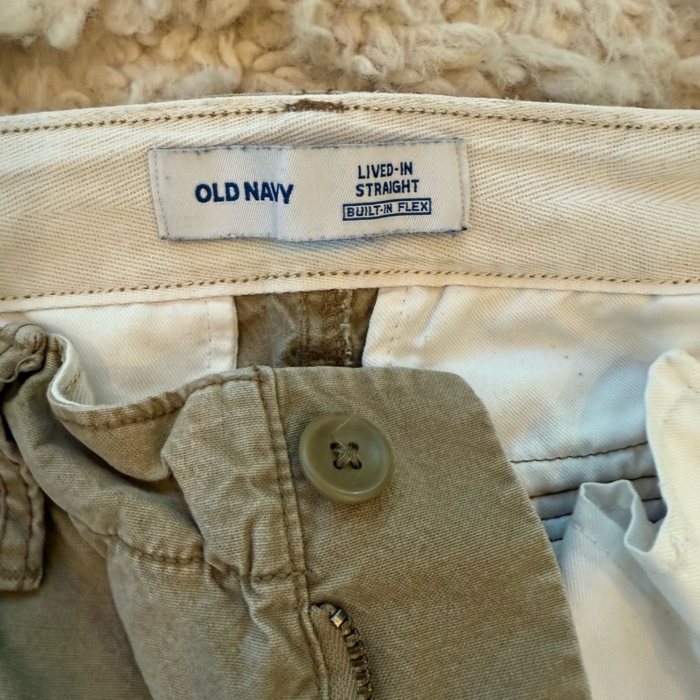 Men's Old Navy Khaki pants size 28 x 32 - Picture 3 of 4